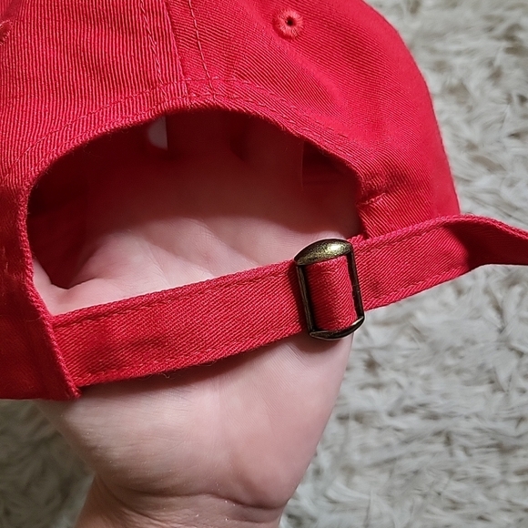 Petals And Peacocks Red Make It Hot Sriracha Vibes Baseball Cap Hat - Picture 5 of 9